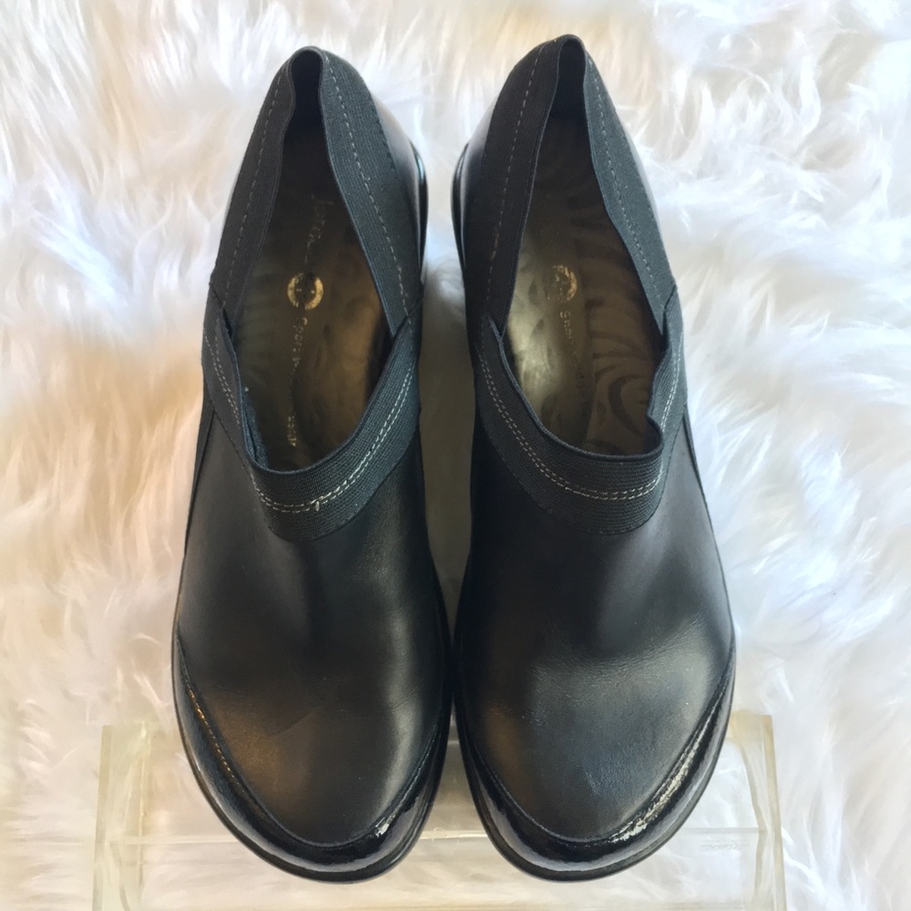Jambu Cali Sport Wedge Clog Black  6.5